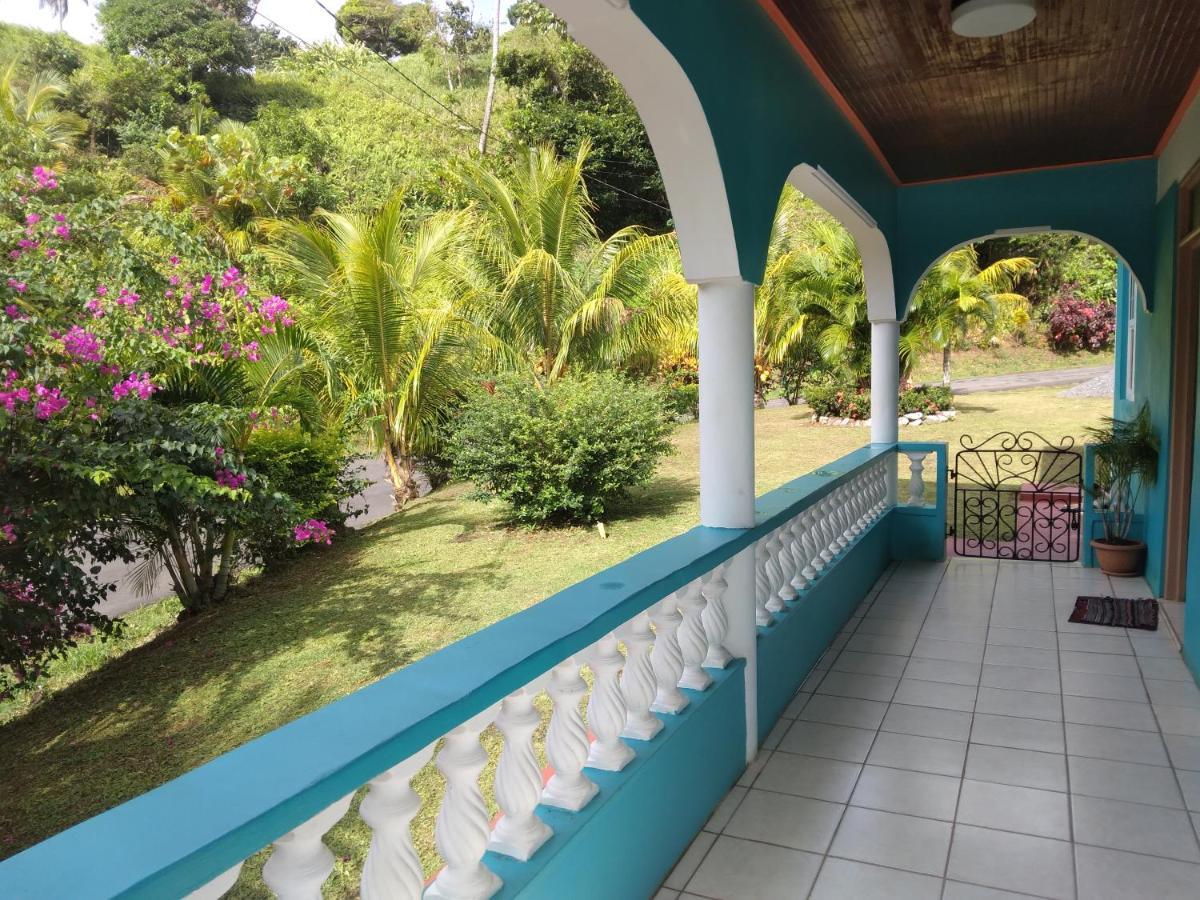 Danglez Bed & Breakfast Bataka エクステリア 写真