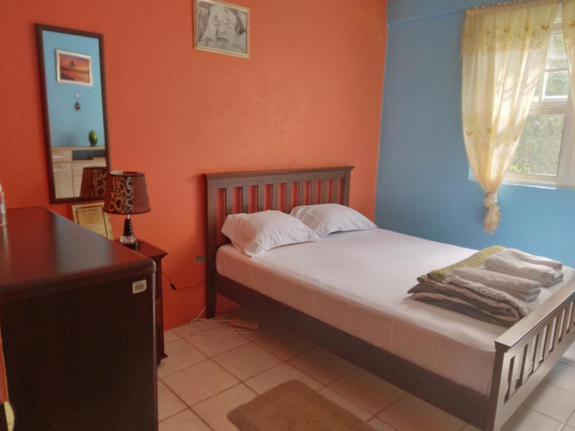 Danglez Bed & Breakfast Bataka エクステリア 写真